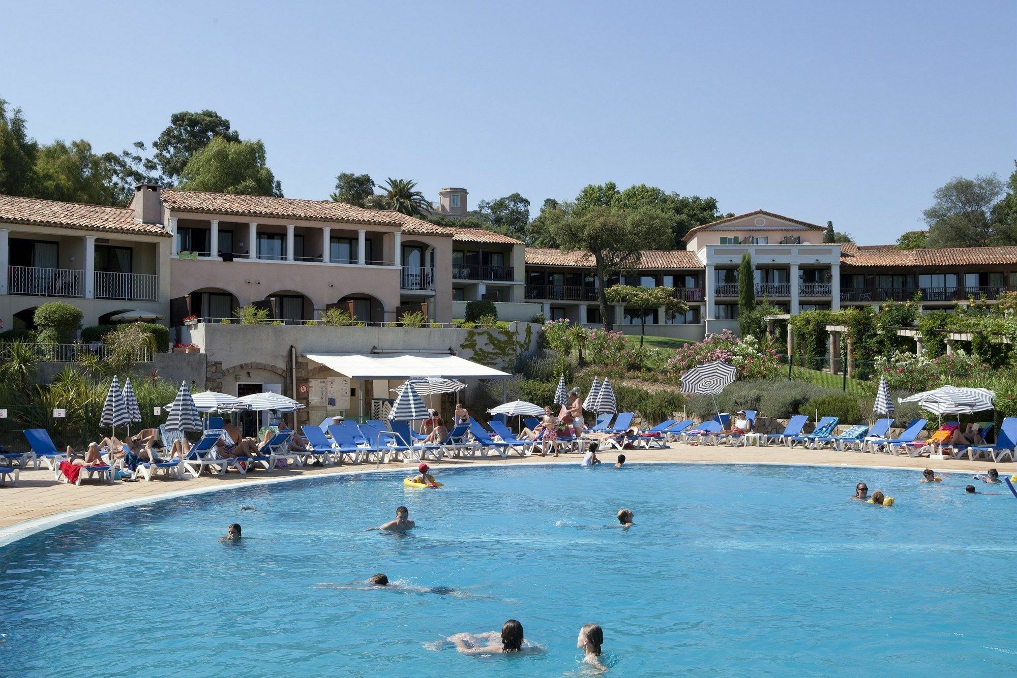 Residence Pierre & Vacances Les Parcs De Grimaud Exterior photo